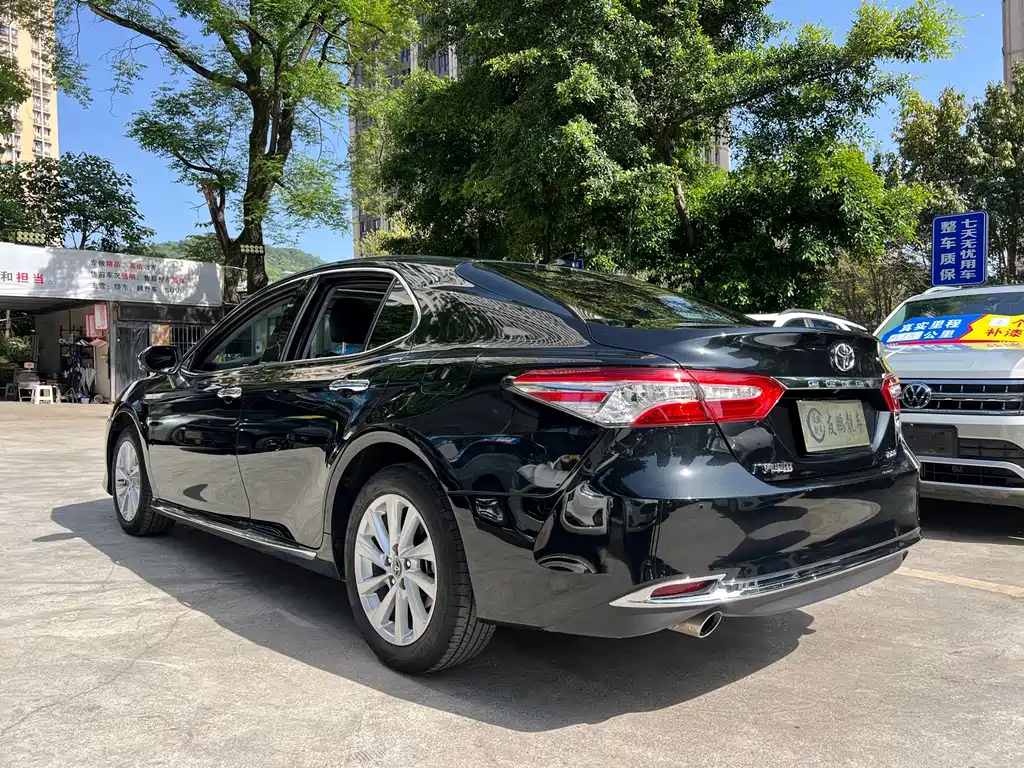 Toyota Camry 2.0G Luxury Edition, фото 22