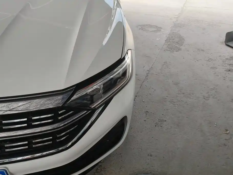 Volkswagen Sagitar — миниатюра 5