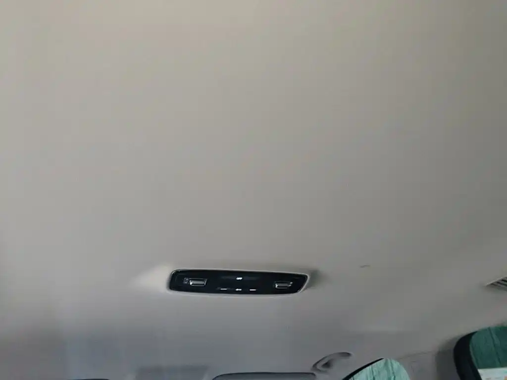 Roewe iMAX8 — миниатюра 18