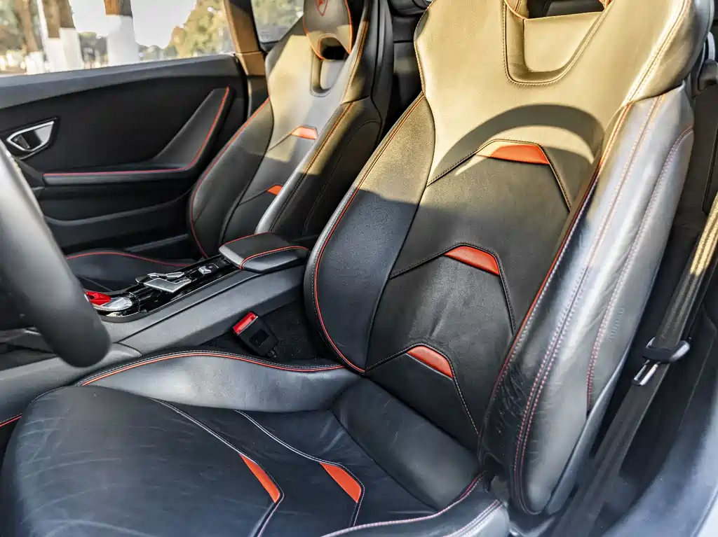 LAMBORGHINI HURACÁN