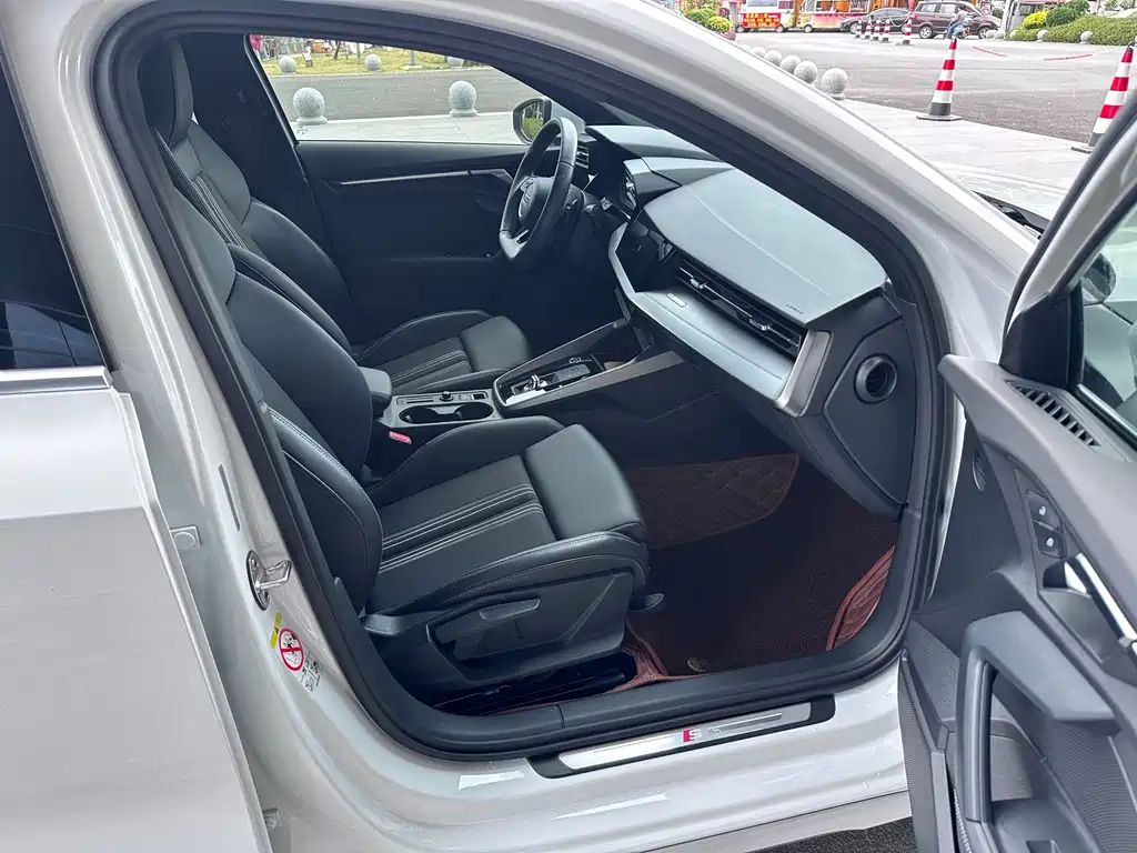Audi A3 — миниатюра 12