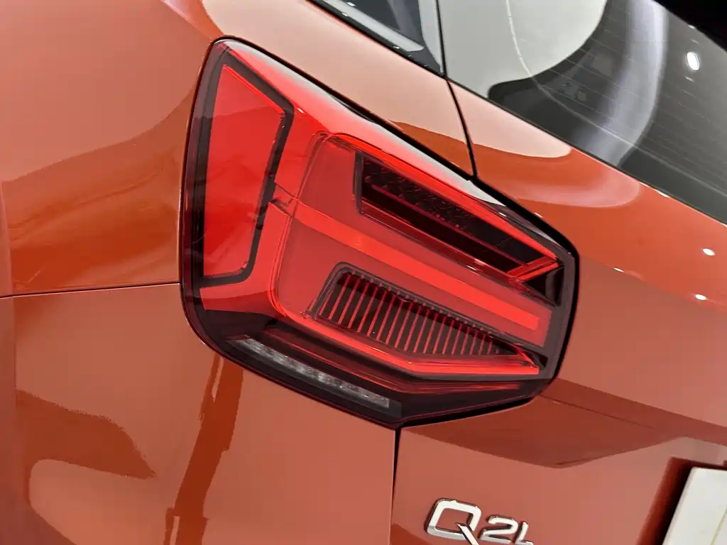 Audi Q2L — миниатюра 21