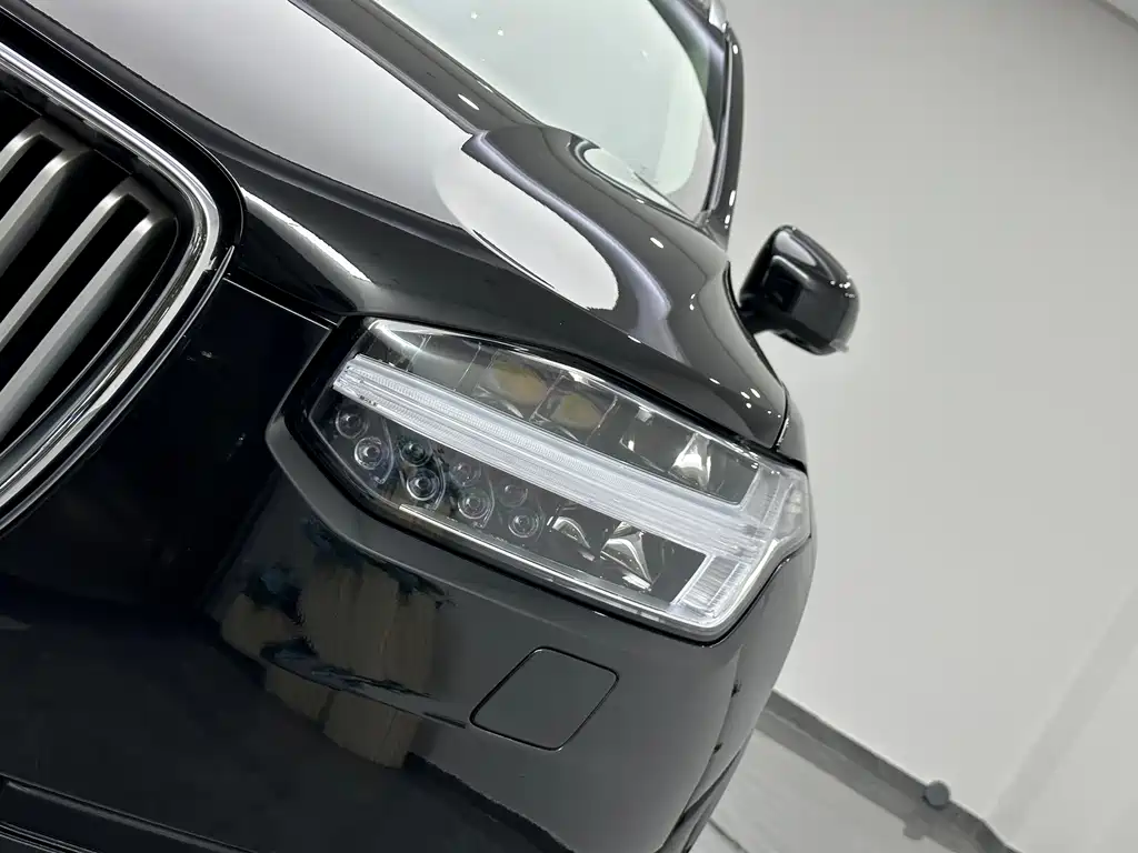 Volvo XC90 — миниатюра 20