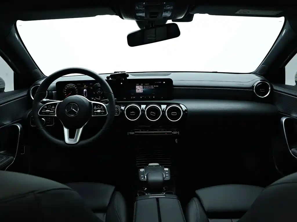 Mercedes-Benz A-Class — миниатюра 13