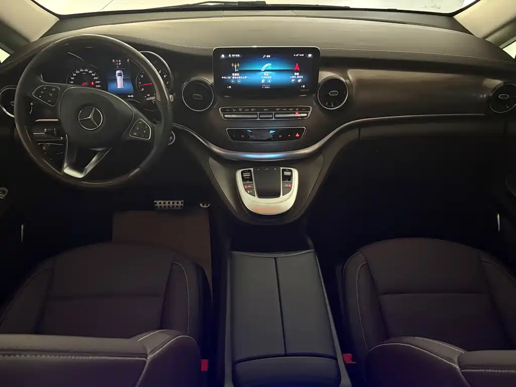 Mercedes-Benz V-Class — миниатюра 15