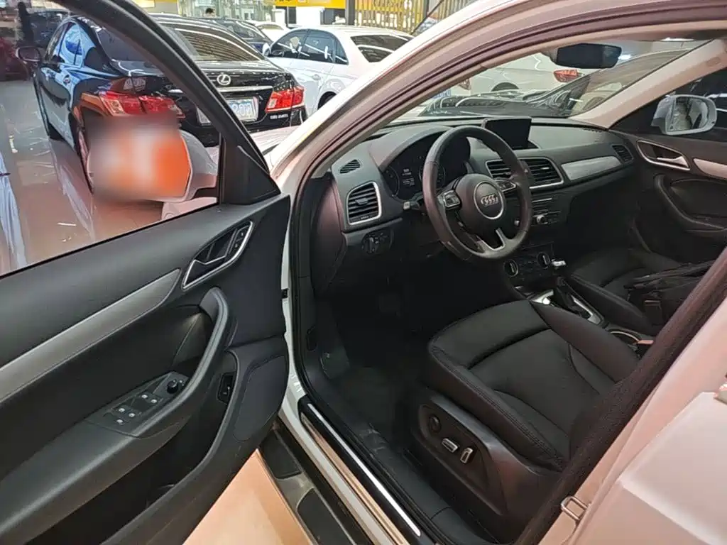 Audi Q3 — миниатюра 16