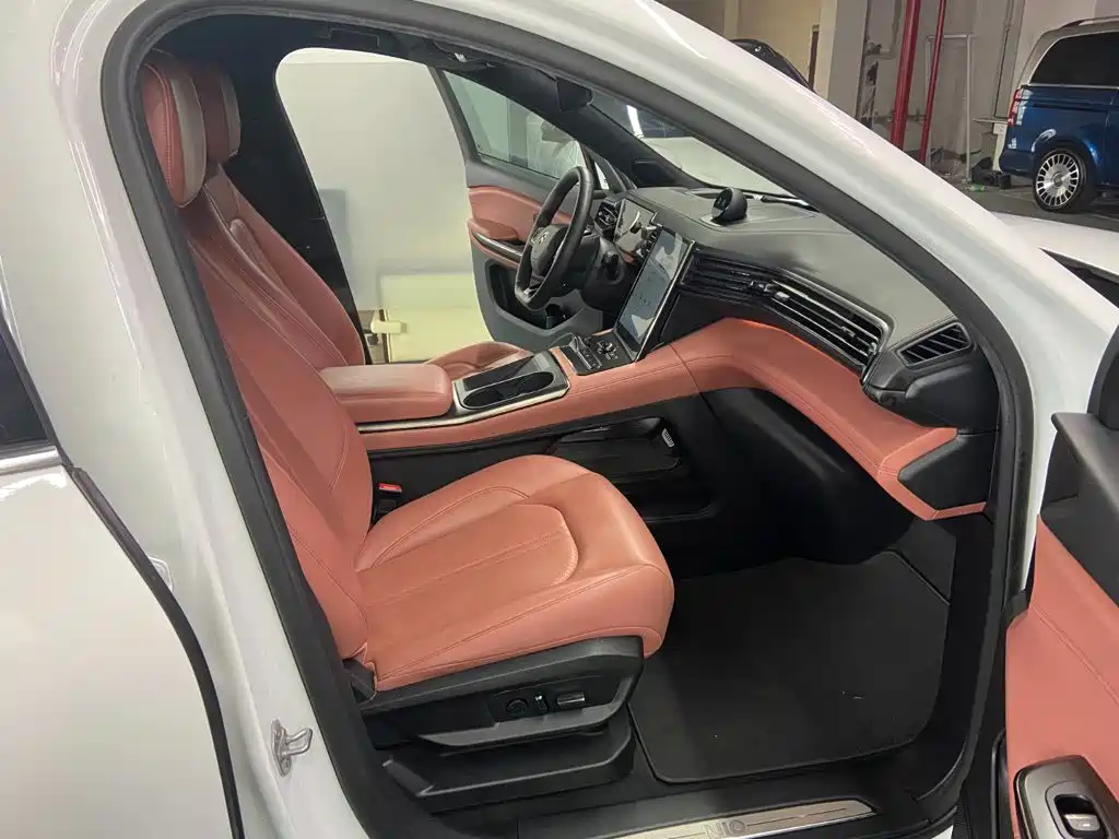 NIO EC6 — миниатюра 5