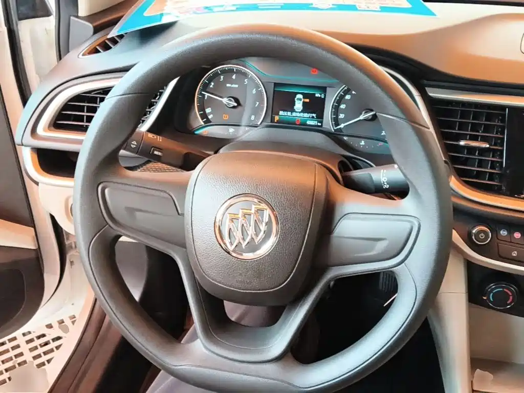 Buick Excelle — миниатюра 11