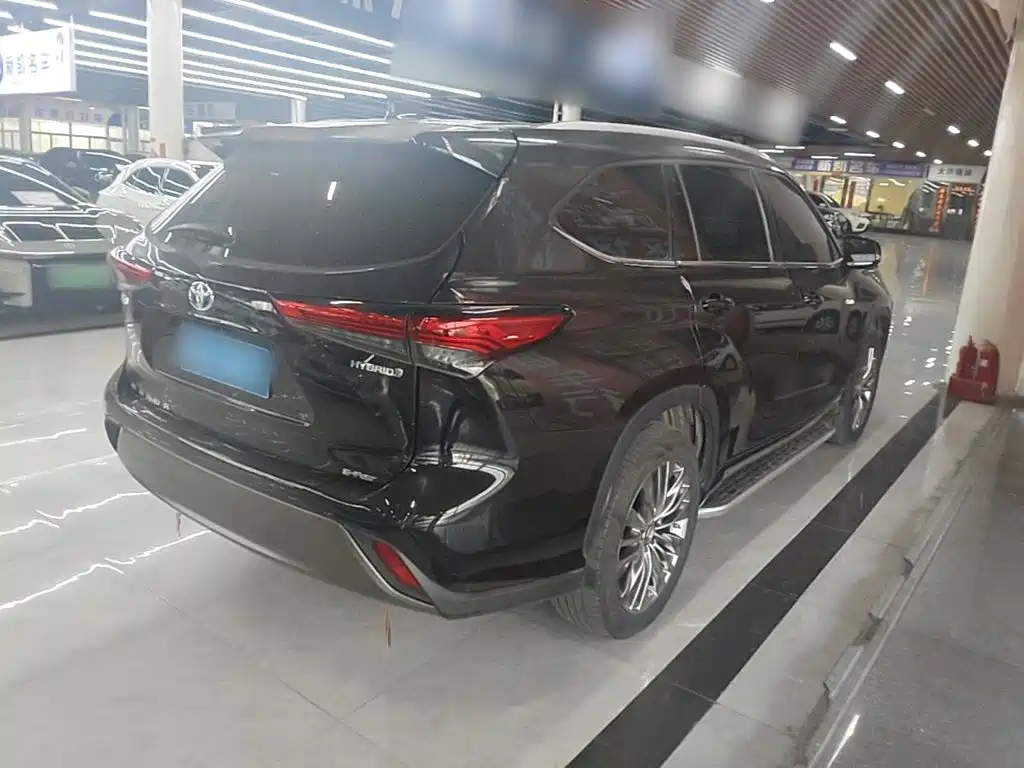 Toyota Highlander — миниатюра 7