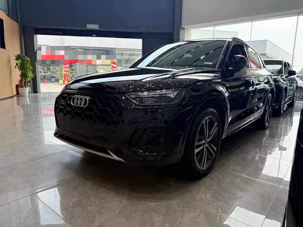 Audi Q5L 2022 40T Luxury