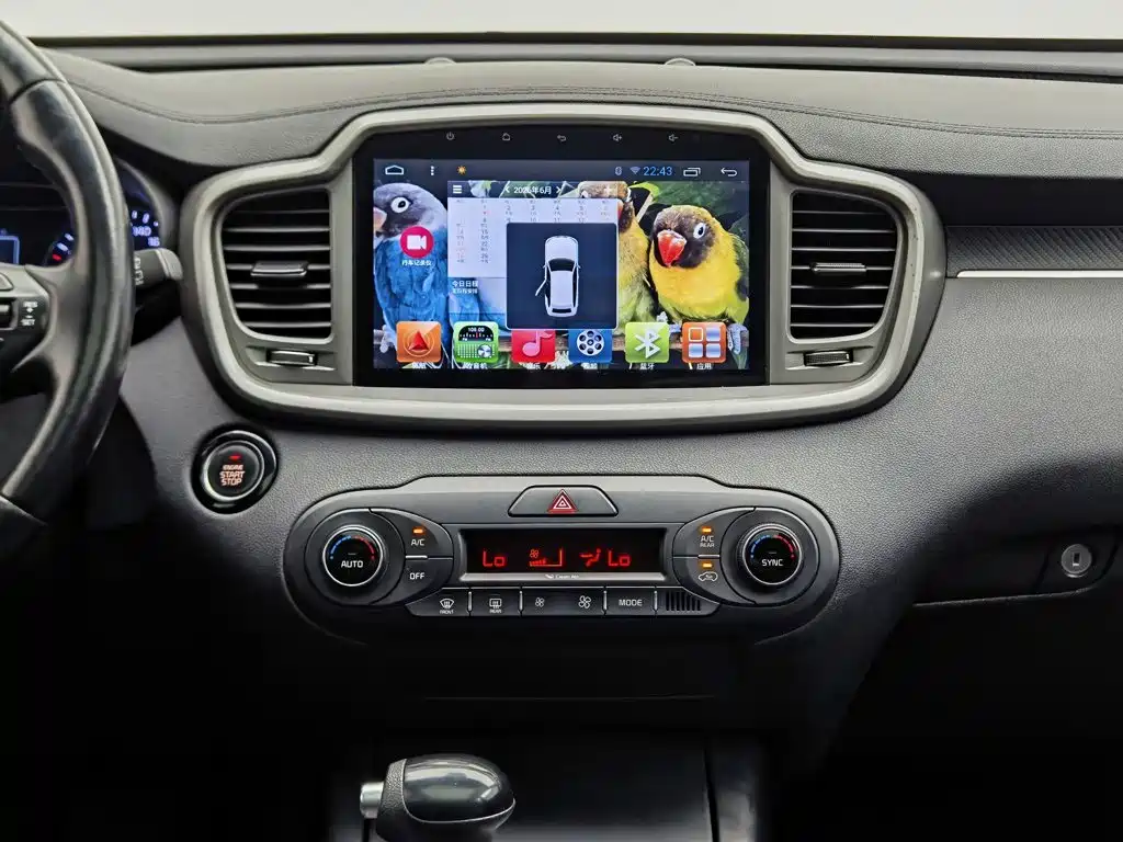 Kia Sorento — миниатюра 12
