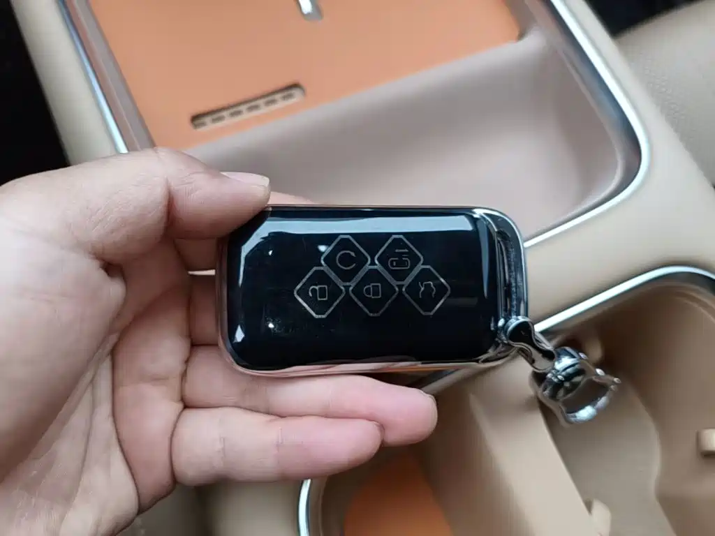 Wuling Xingguang 730 New Energy — миниатюра 9