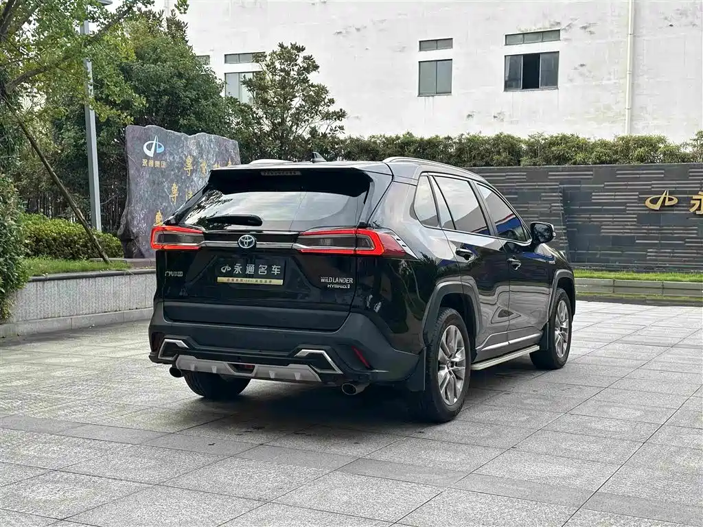 Toyota Wildlander — миниатюра 11