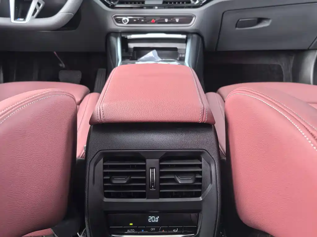 BMW 3 Series — миниатюра 21