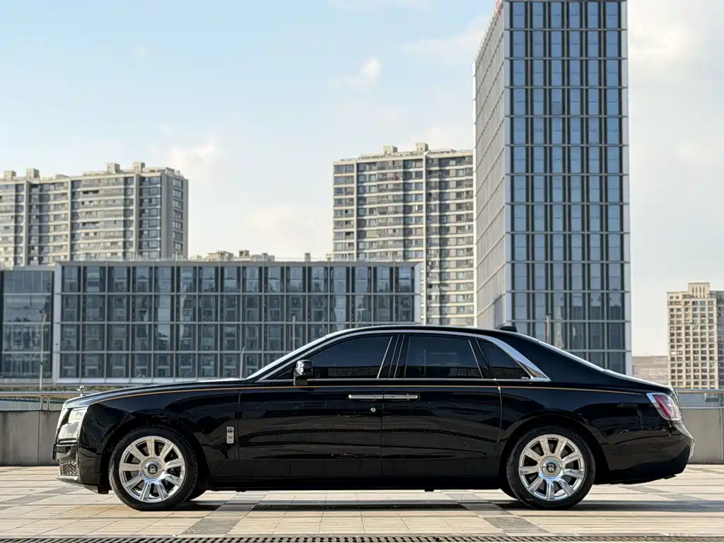 Rolls-Royce Ghost — миниатюра 3