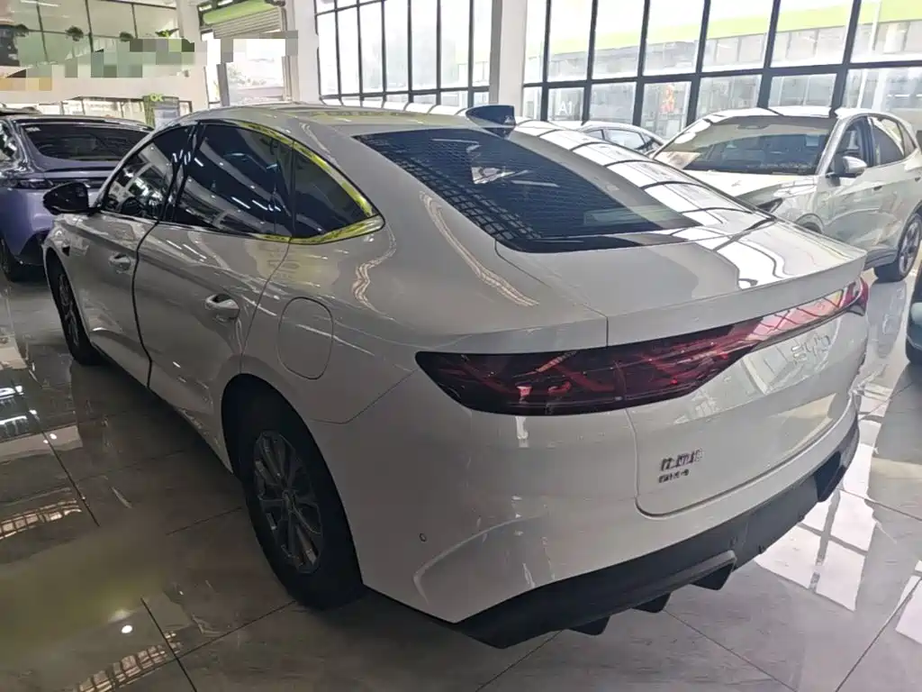 BYD Qin L — миниатюра 5