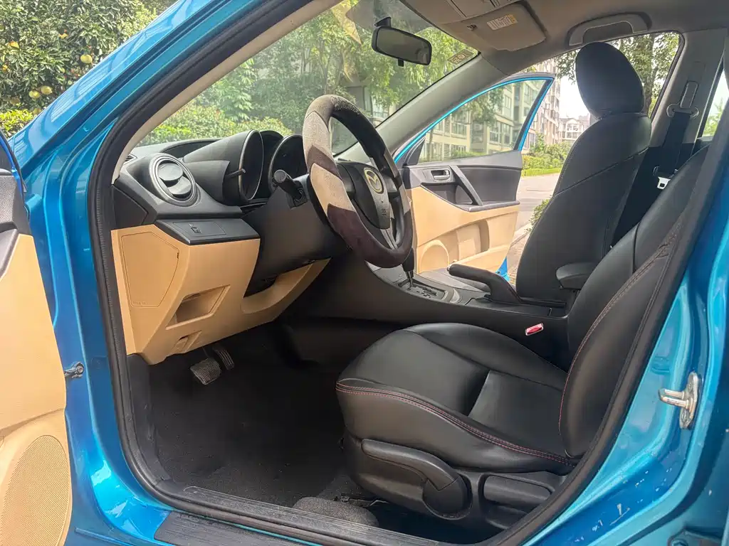 Mazda 3 Xingcheng — миниатюра 13