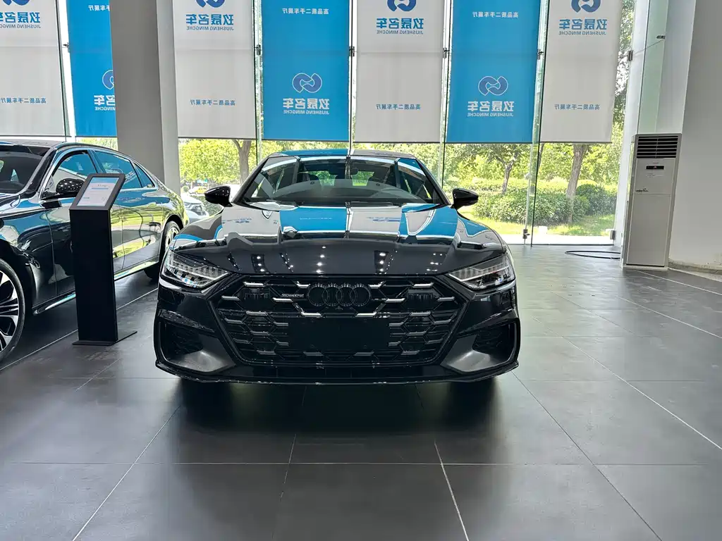 Audi A7L 2024 45 TFSI quattro S-line