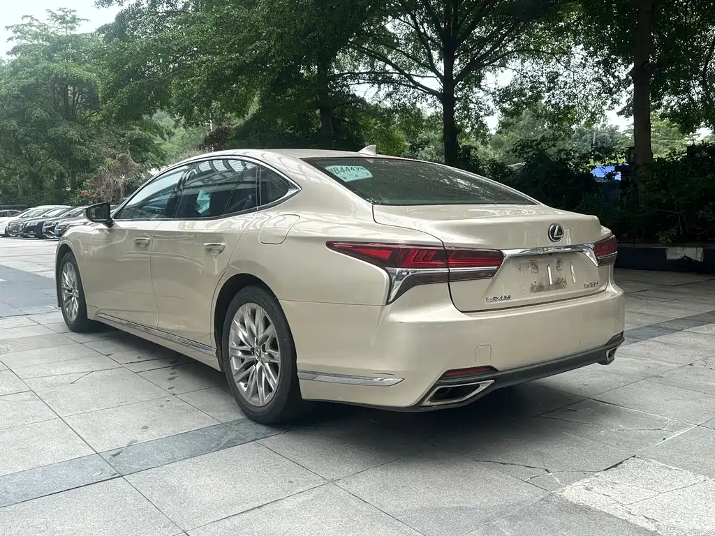 Lexus LS 2018 350 Luxury V