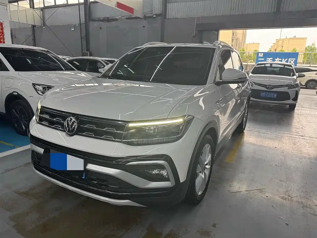 Купить Volkswagen T-Cross