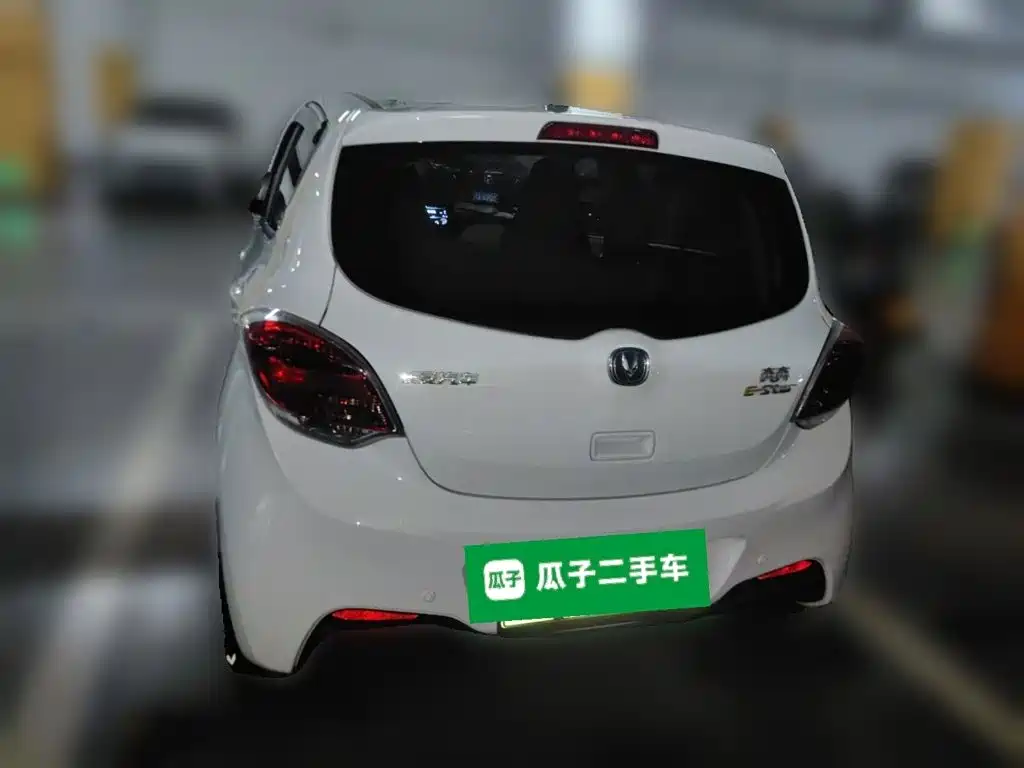 Changan Benben E-Star — миниатюра 3
