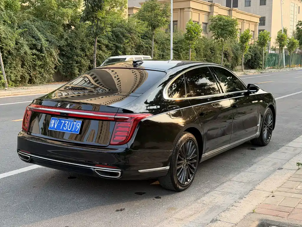 Hongqi H9 2020 2.0T