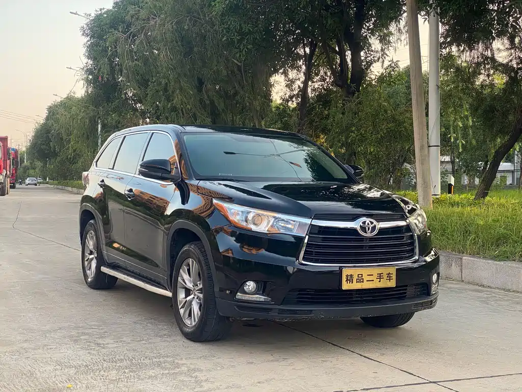 Toyota Highlander — миниатюра 3