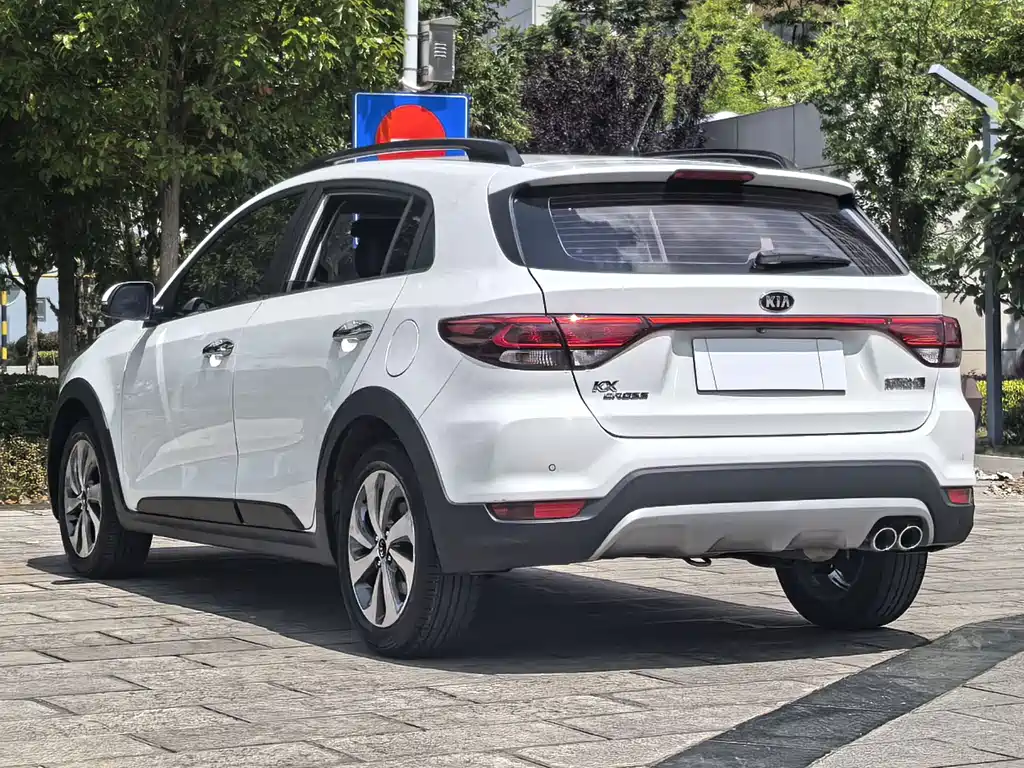 Kia KX CROSS 2018 1.6L AT