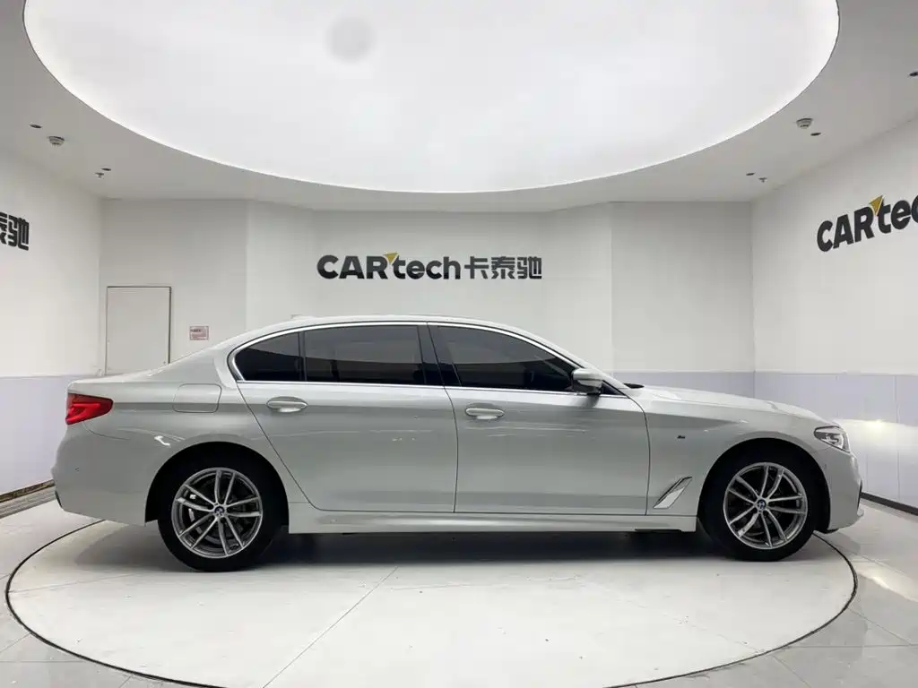 BMW 5 Series 5 2020 525Li M Sport