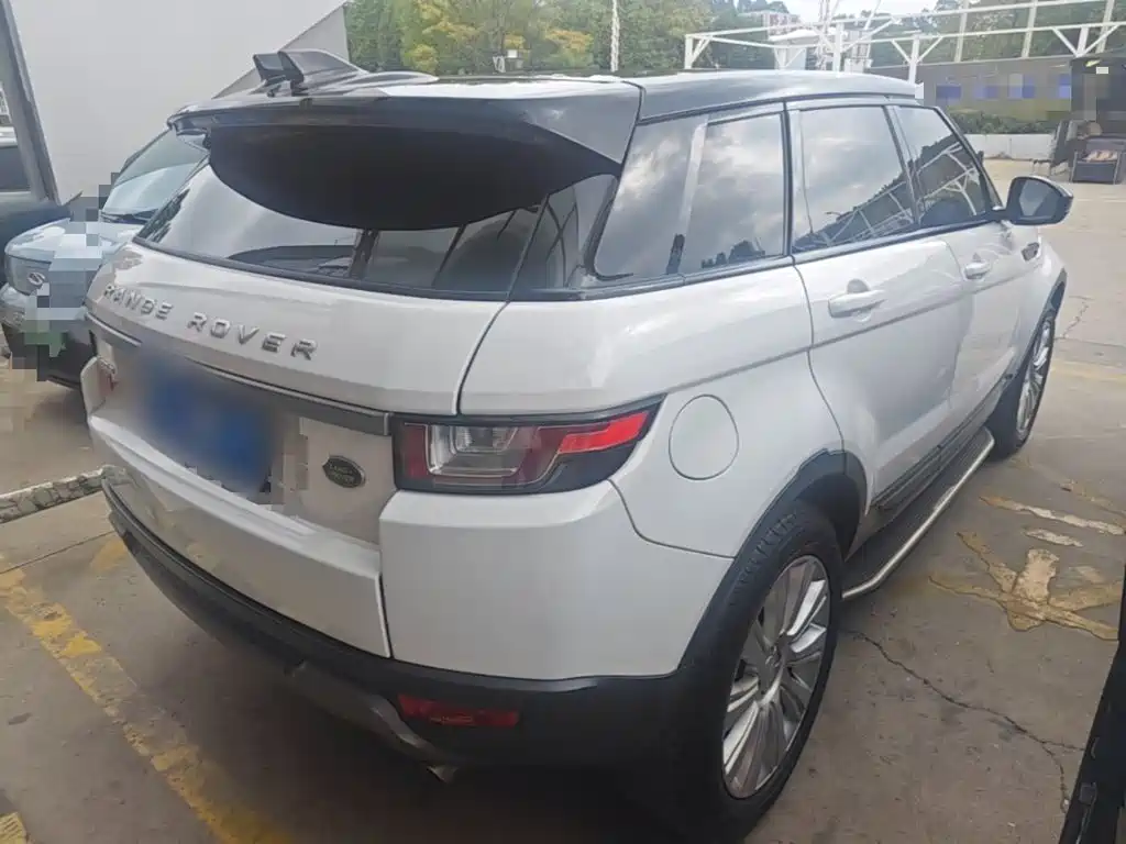 Land Rover Evoque — миниатюра 7