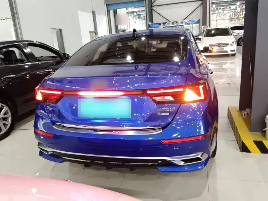 Kia K3 — миниатюра 6