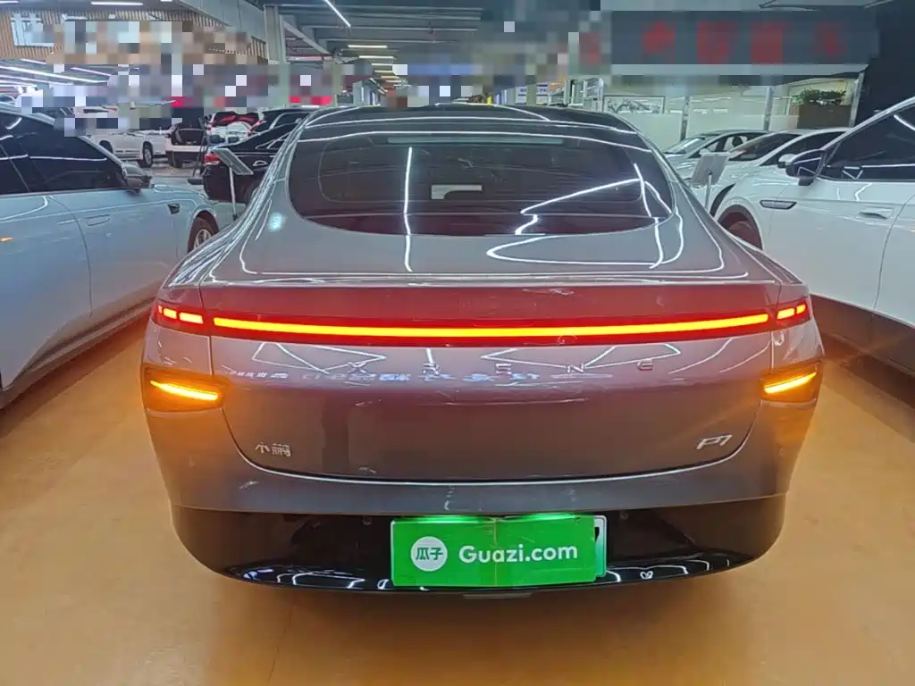 XPeng P7 — миниатюра 6