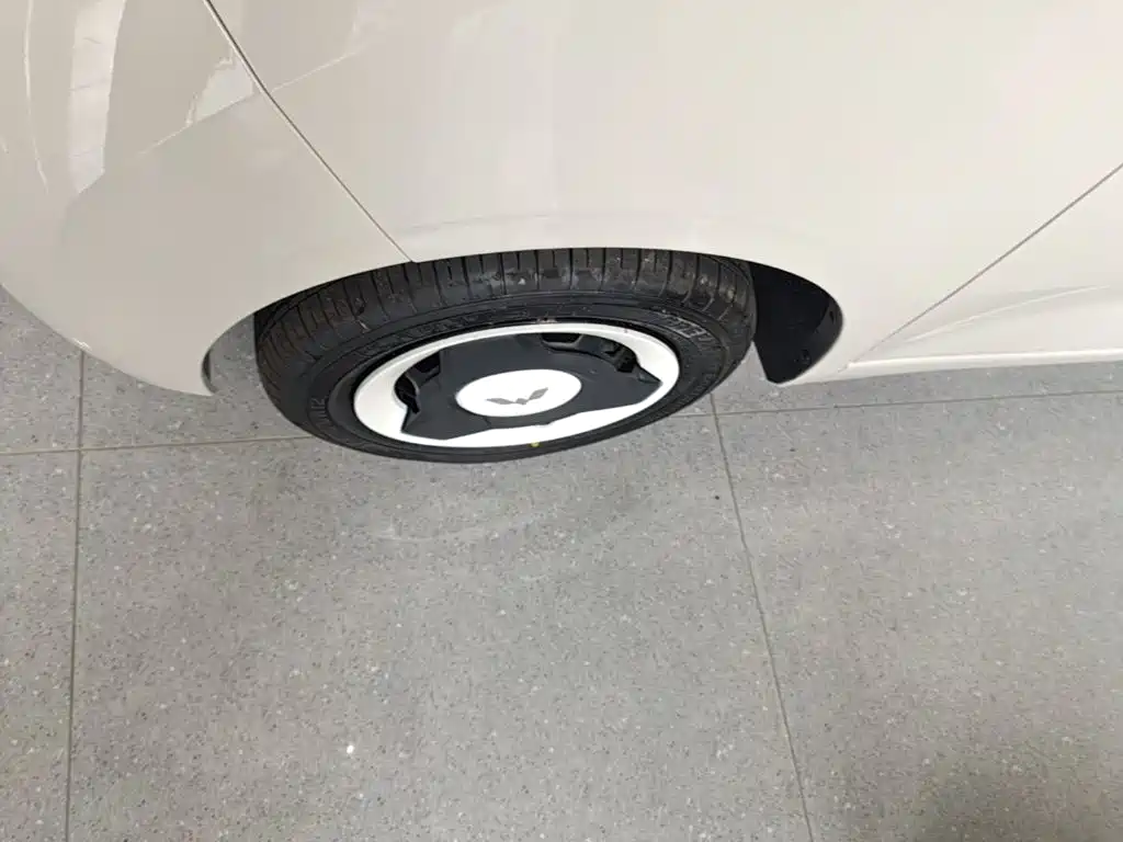 Wuling MINIEV — миниатюра 23
