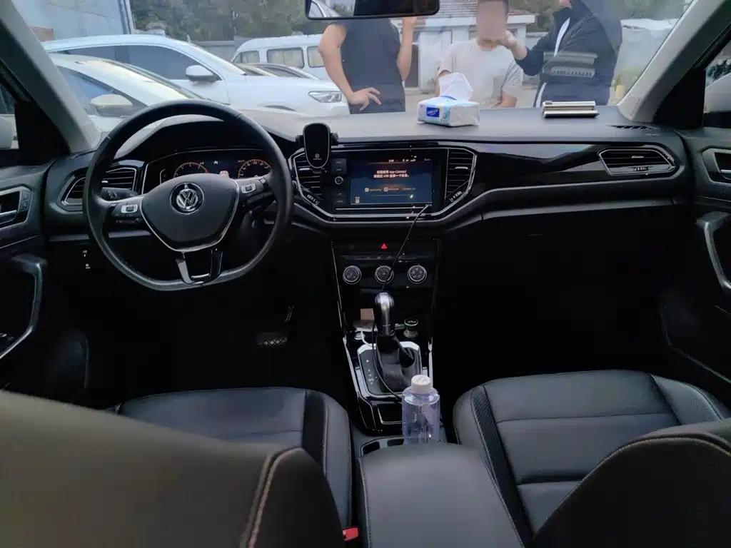 Volkswagen T-Roc — миниатюра 5
