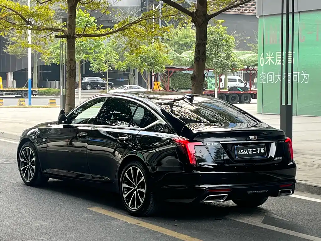 CADILLAC CT5