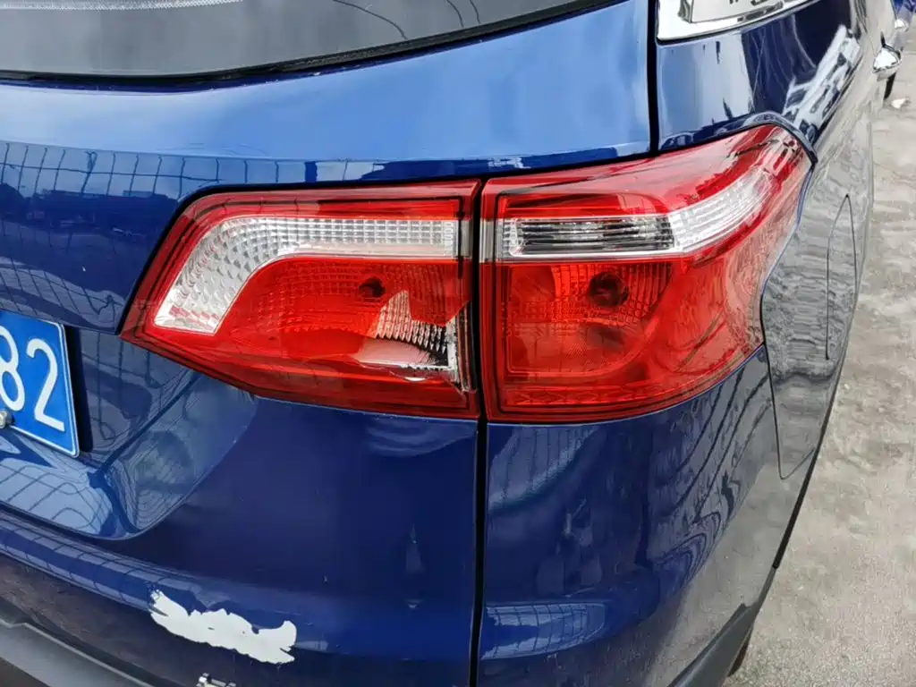 Wuling Hongguang S3 — миниатюра 8