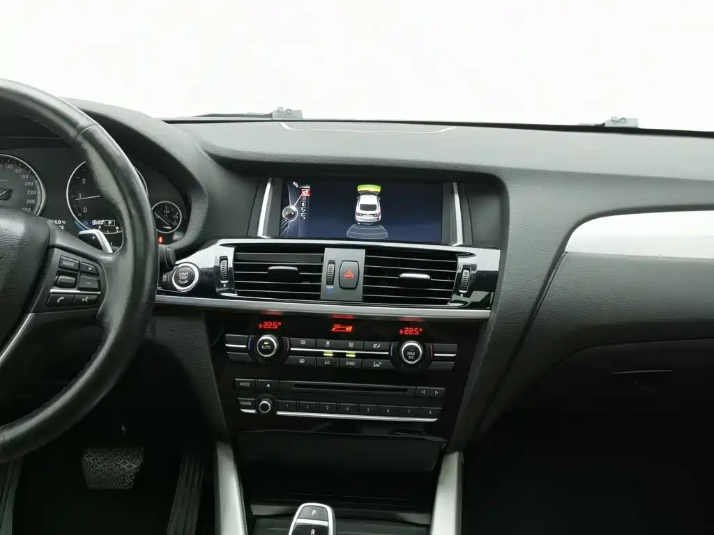 BMW X4 — миниатюра 12