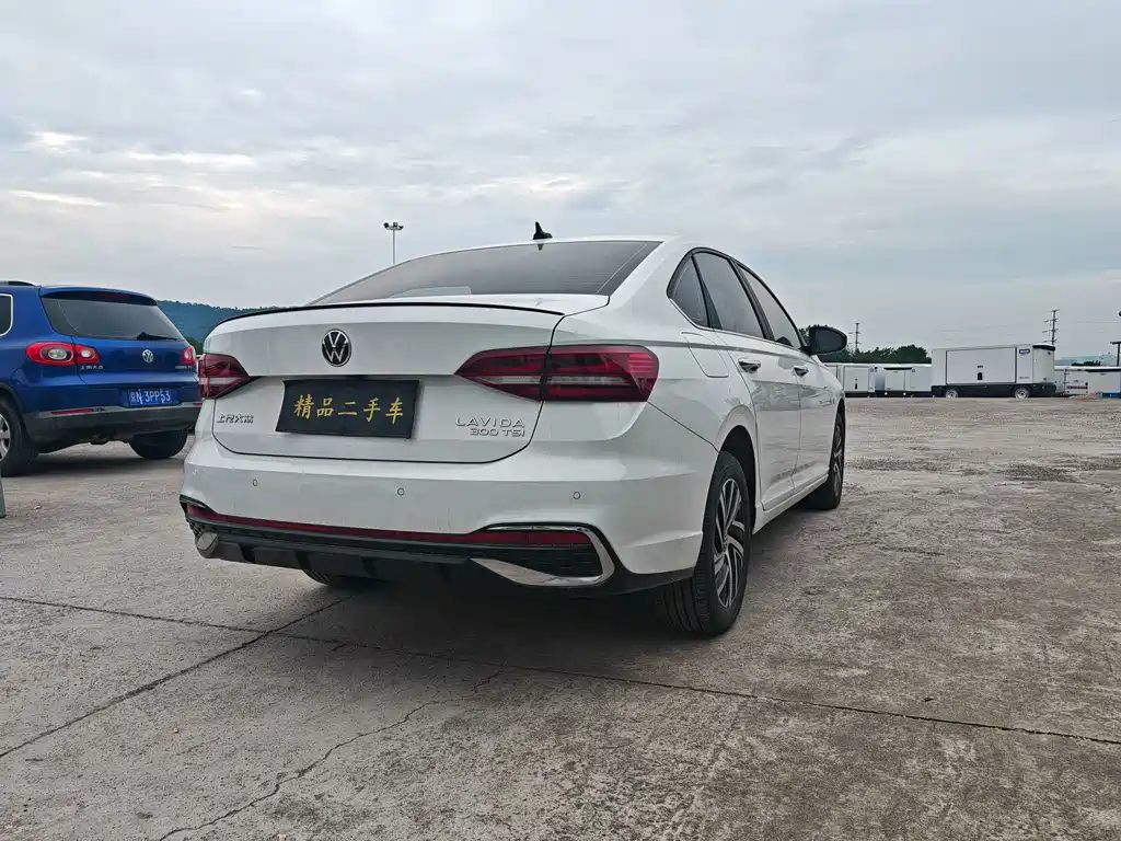 Volkswagen Lavida — миниатюра 7