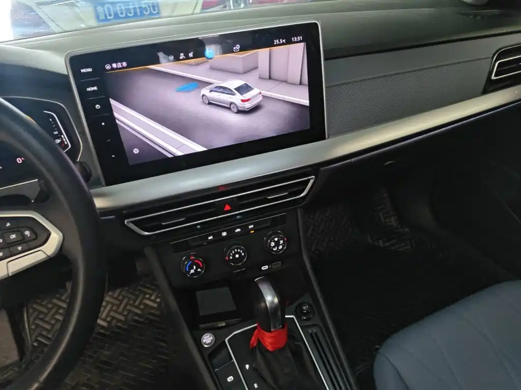 Volkswagen Lavida — миниатюра 13