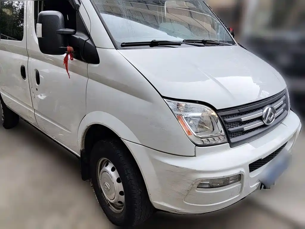MAXUS V80 — миниатюра 24
