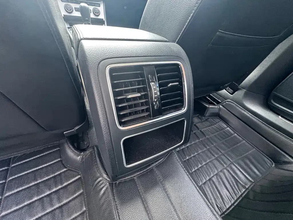 Volkswagen Magotan — миниатюра 12