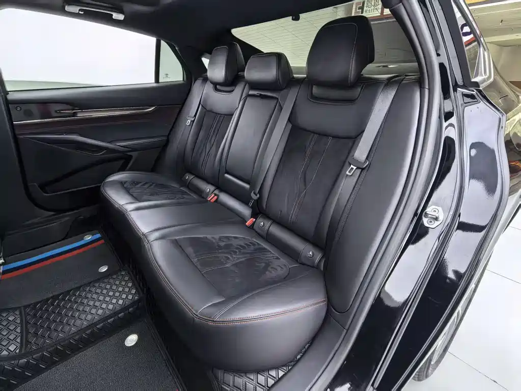 Ford Mondeo — миниатюра 15
