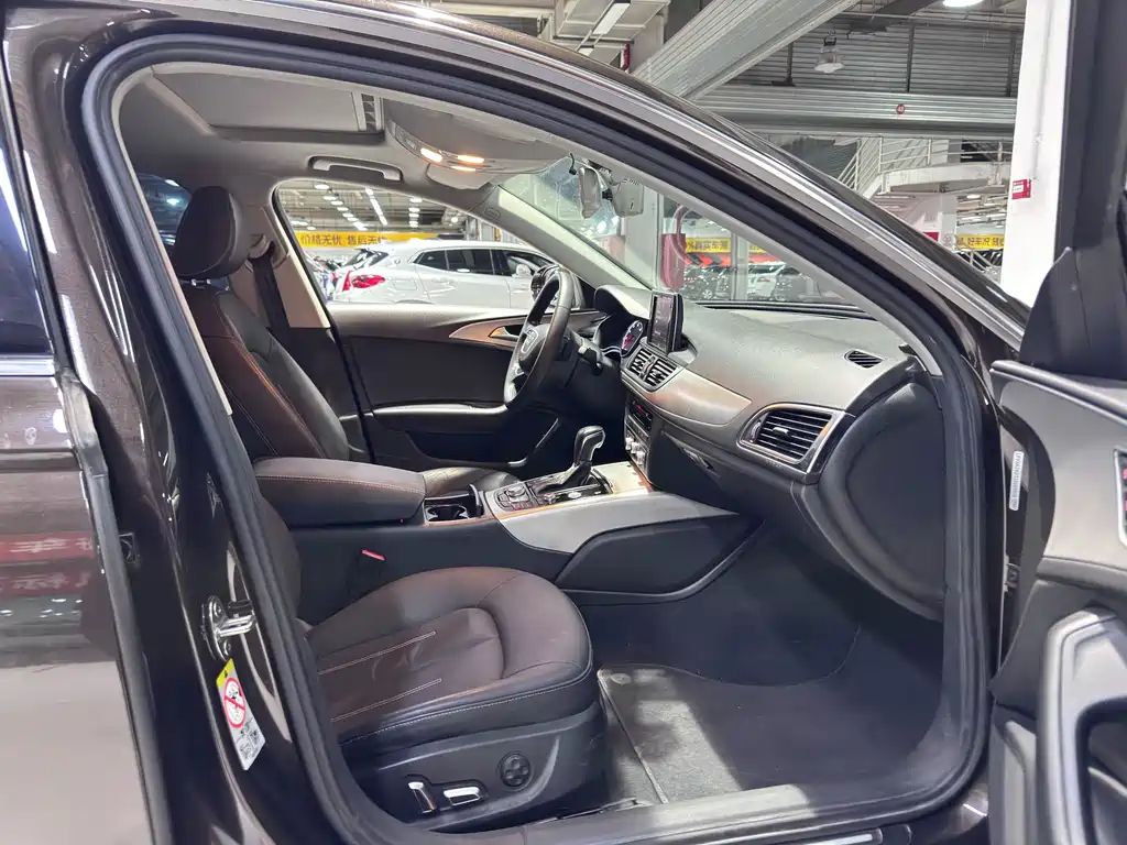 Audi A6L — миниатюра 10