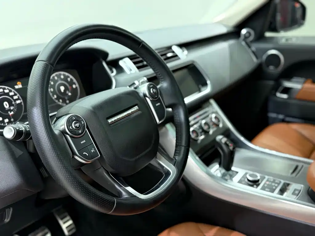 Land Rover Sport — миниатюра 7