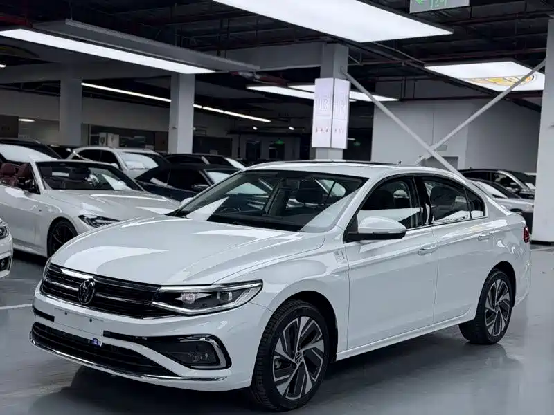 Volkswagen Bora 2024