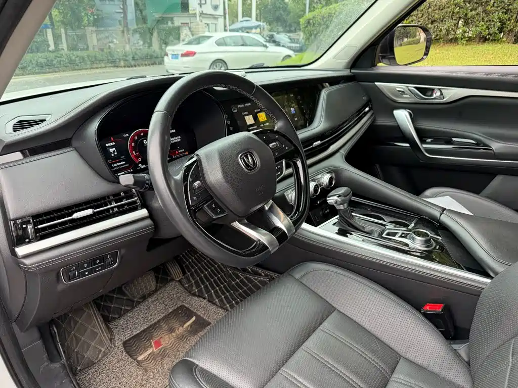 Changan CS95 — миниатюра 7