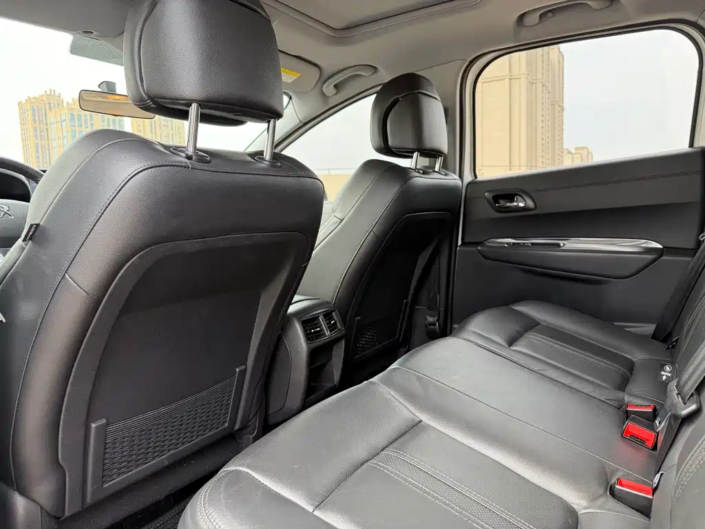 Peugeot 3008 — миниатюра 7