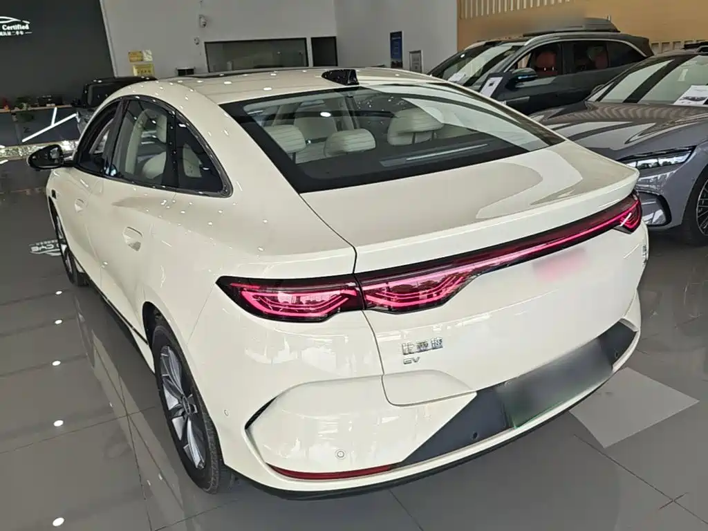 BYD Qin L — миниатюра 5