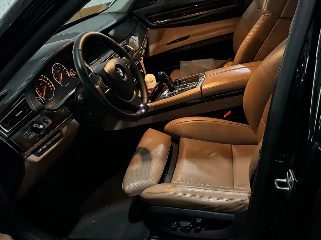 BMW 7 Series 7 2010 760Li 60
