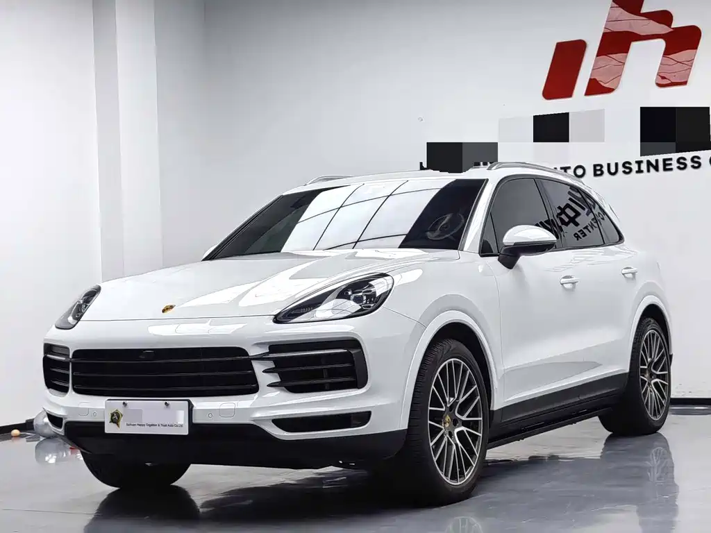 Porsche Cayenne 2021